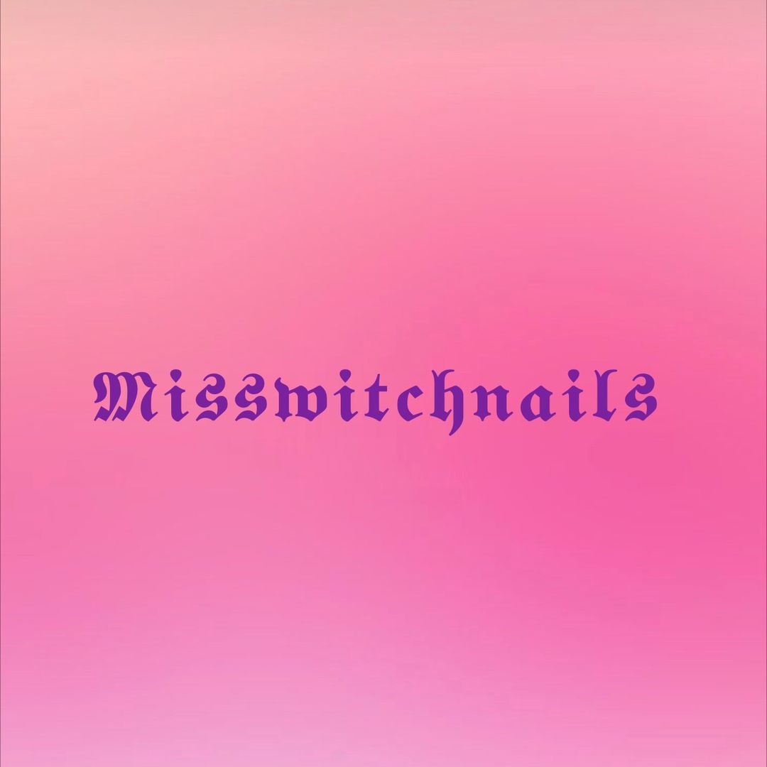 𝖒𝖎𝖘𝖘𝖜𝖎𝖙𝖈𝖍𝖓𝖆𝖎𝖑𝖘