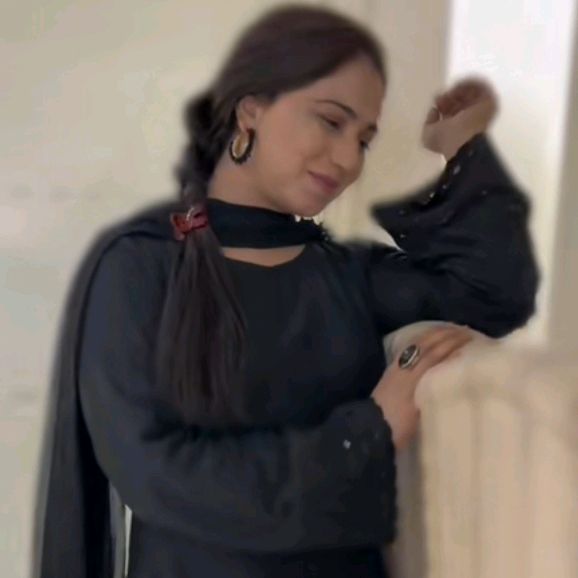 Shaheen🦋..