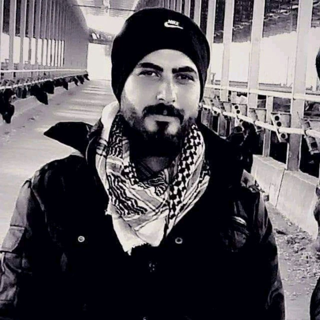 ✹EmiN2127 ✹
