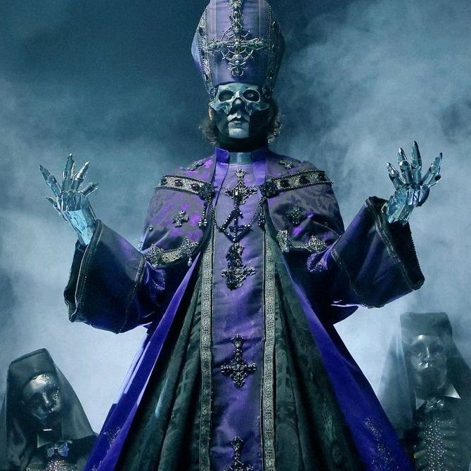 🖤🇸🇪Kiss the go-ghost🐐🖤