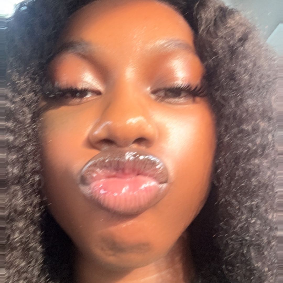 Snapchat: @Elona_may1 ✨