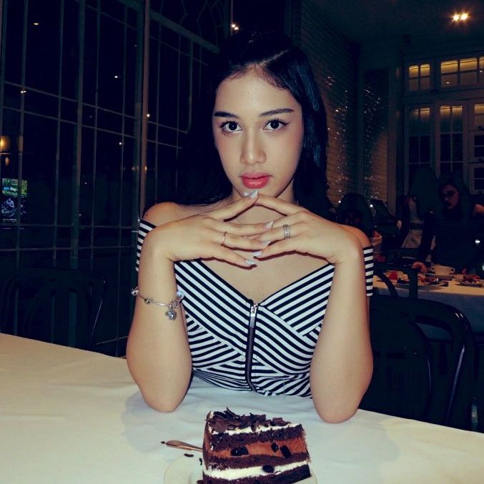 Chelsea Davina