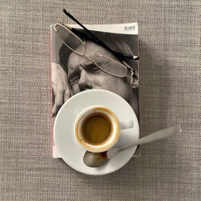 دلال