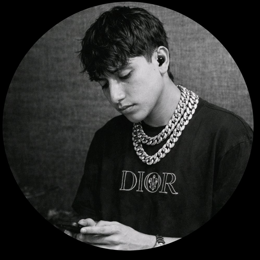 💸USER X(5)📈