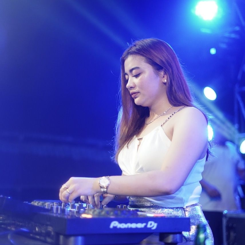 DJ BUTET [M720]