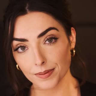 N E L L Y   L O N D O N