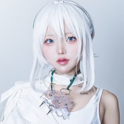 凸守たかね🌸🫧