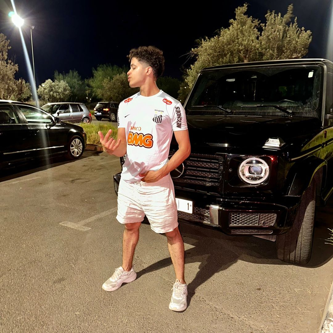 Garçon Bouclé 🦇