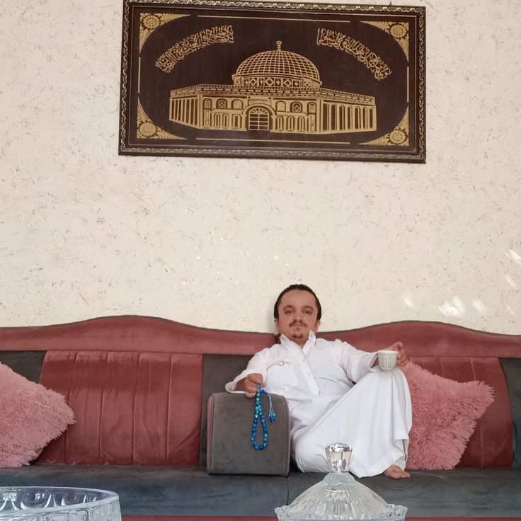 أبو غزل وأقطع