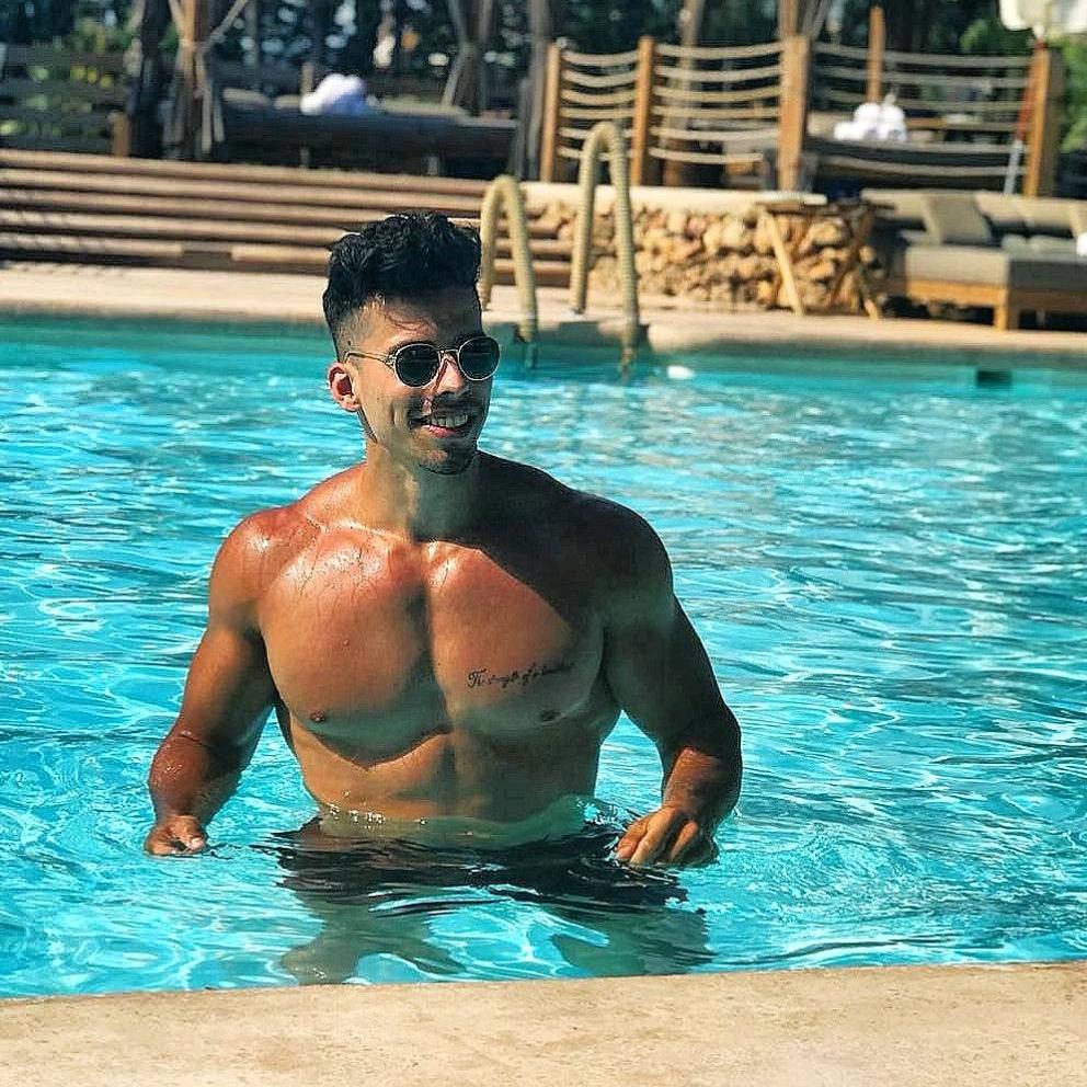 Hi, I'm Abraham Arasa 💪💥