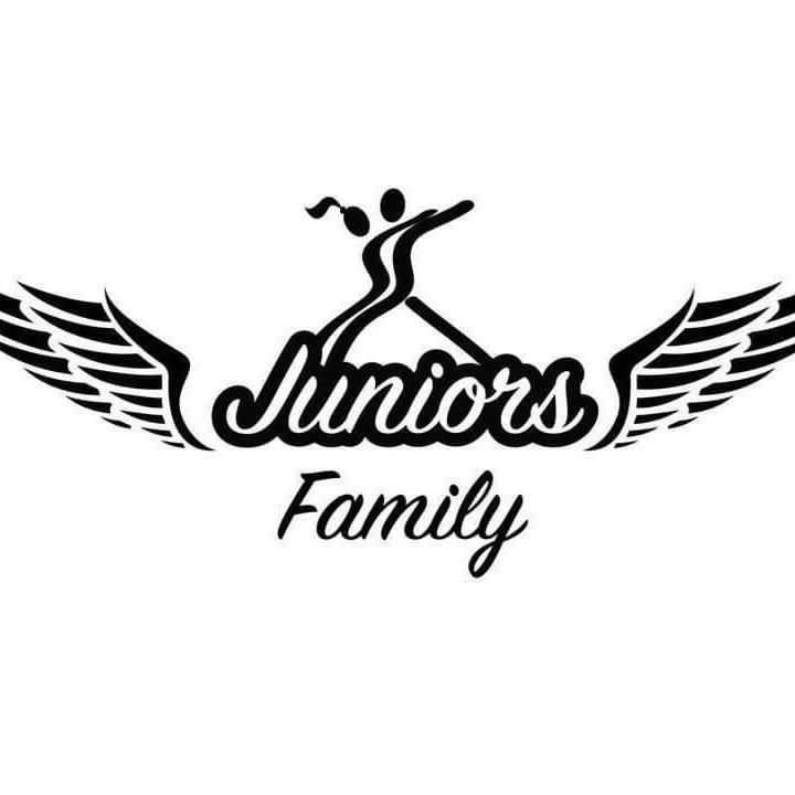 Academia Juniors Family
