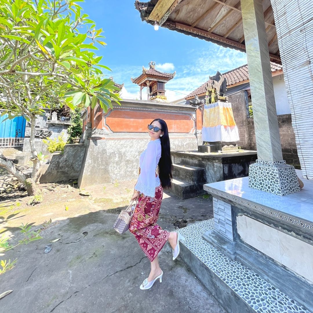 Ayuk