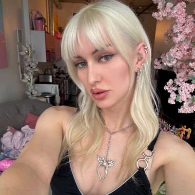TS Goddess Alaska 🌟ONLYFANS 75% OFF🌟
