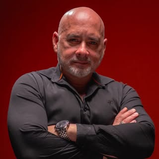 Dr. Alessandro Loiola - CRMSP 142346