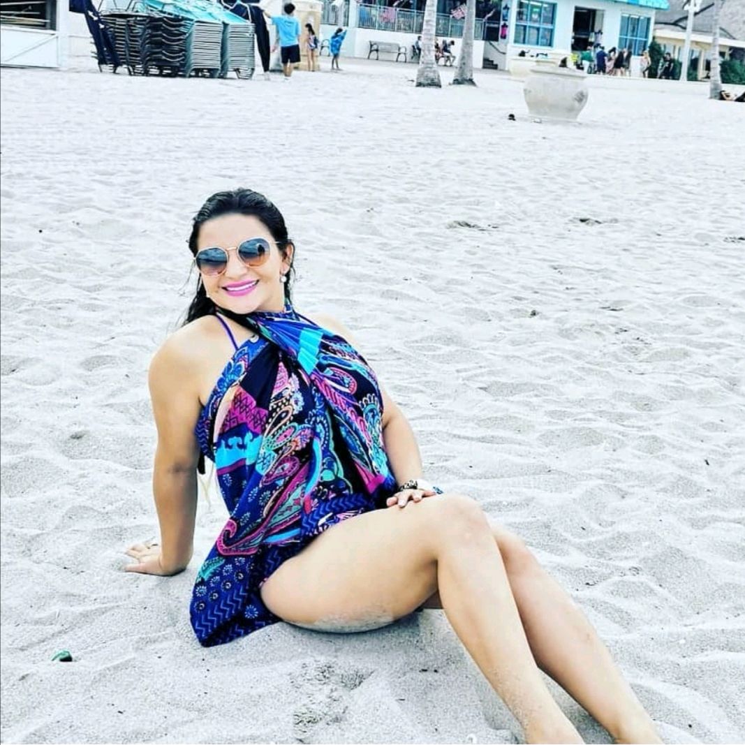 Alexandra León
