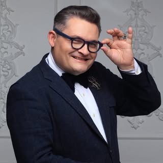 Александр Васильев