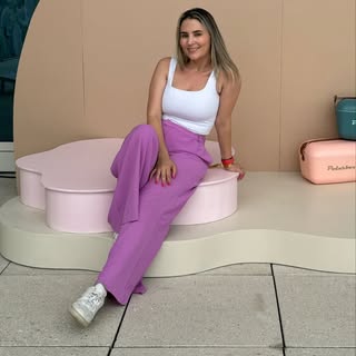 Ana Velez | Boston, MA