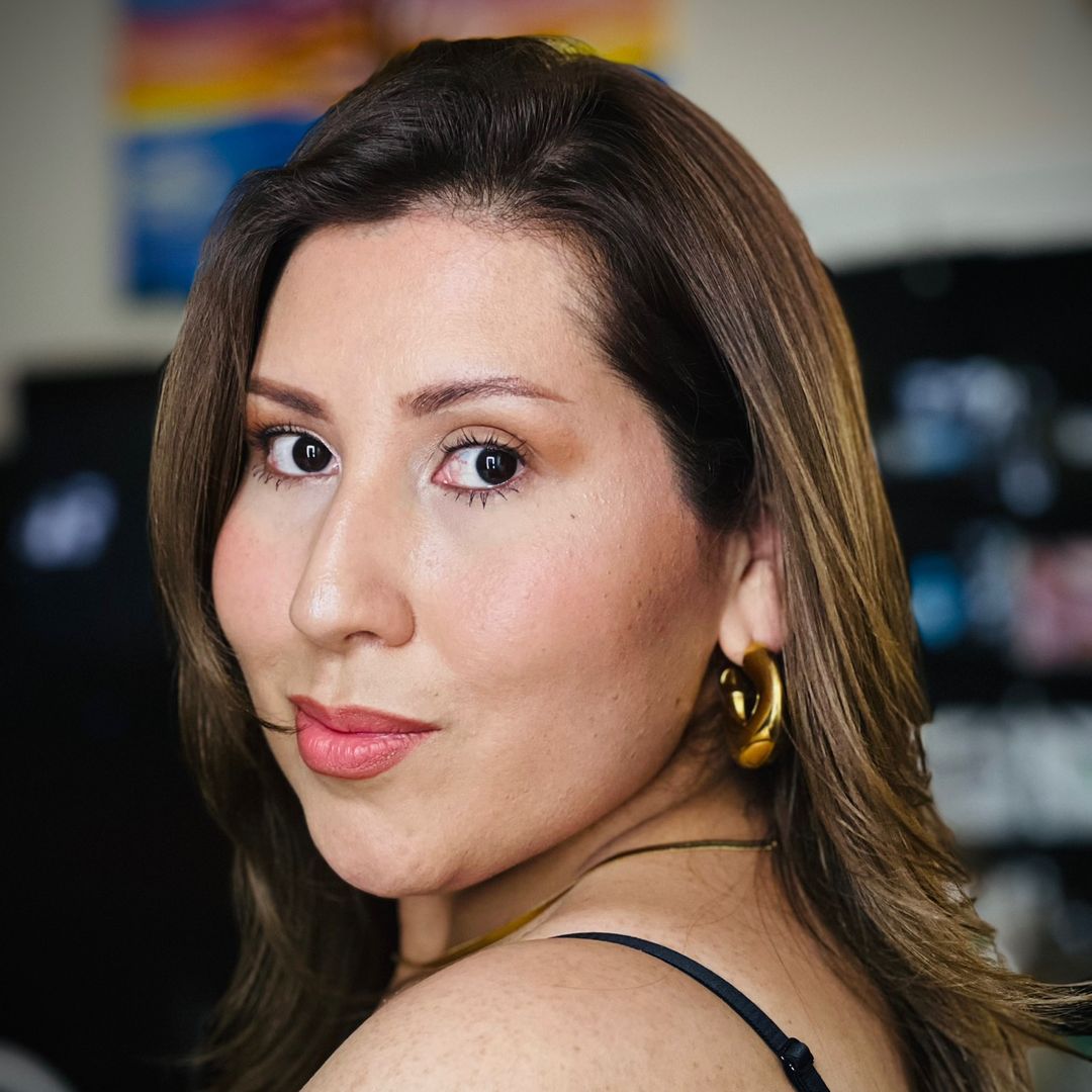 Ana Velasco.