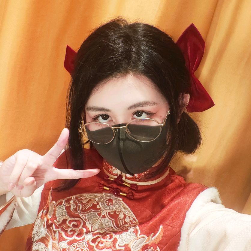 Naimi奶咪