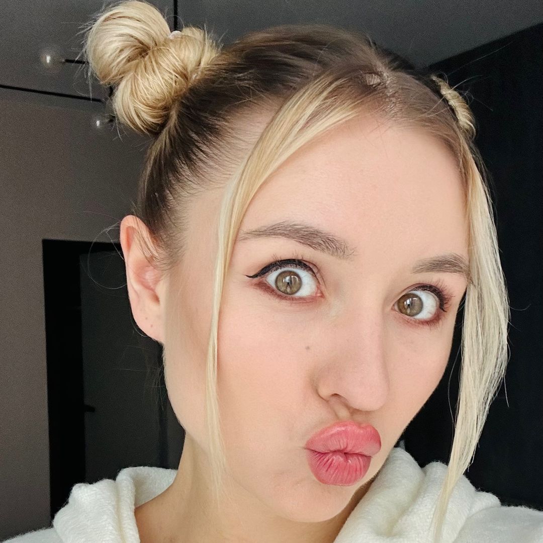 anasta_sisi