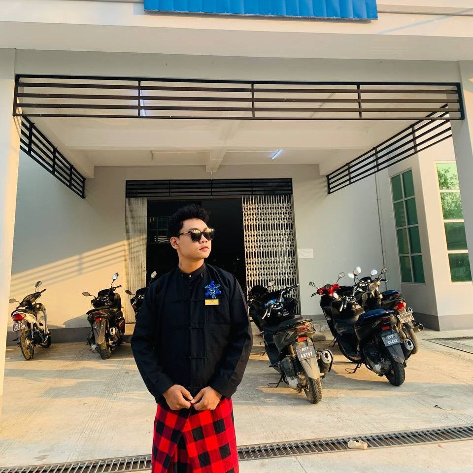 👑  ဂျာနယ်ကျော် အဏ္ဏဝါစိုး  👑