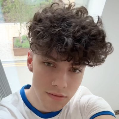 Angelicboyo👼🏻🇬🇧