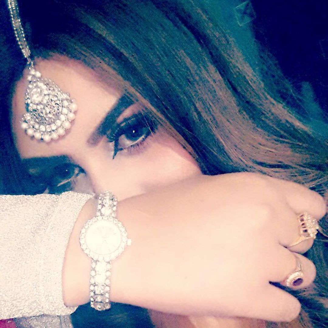 anmol🦋💕 🧿