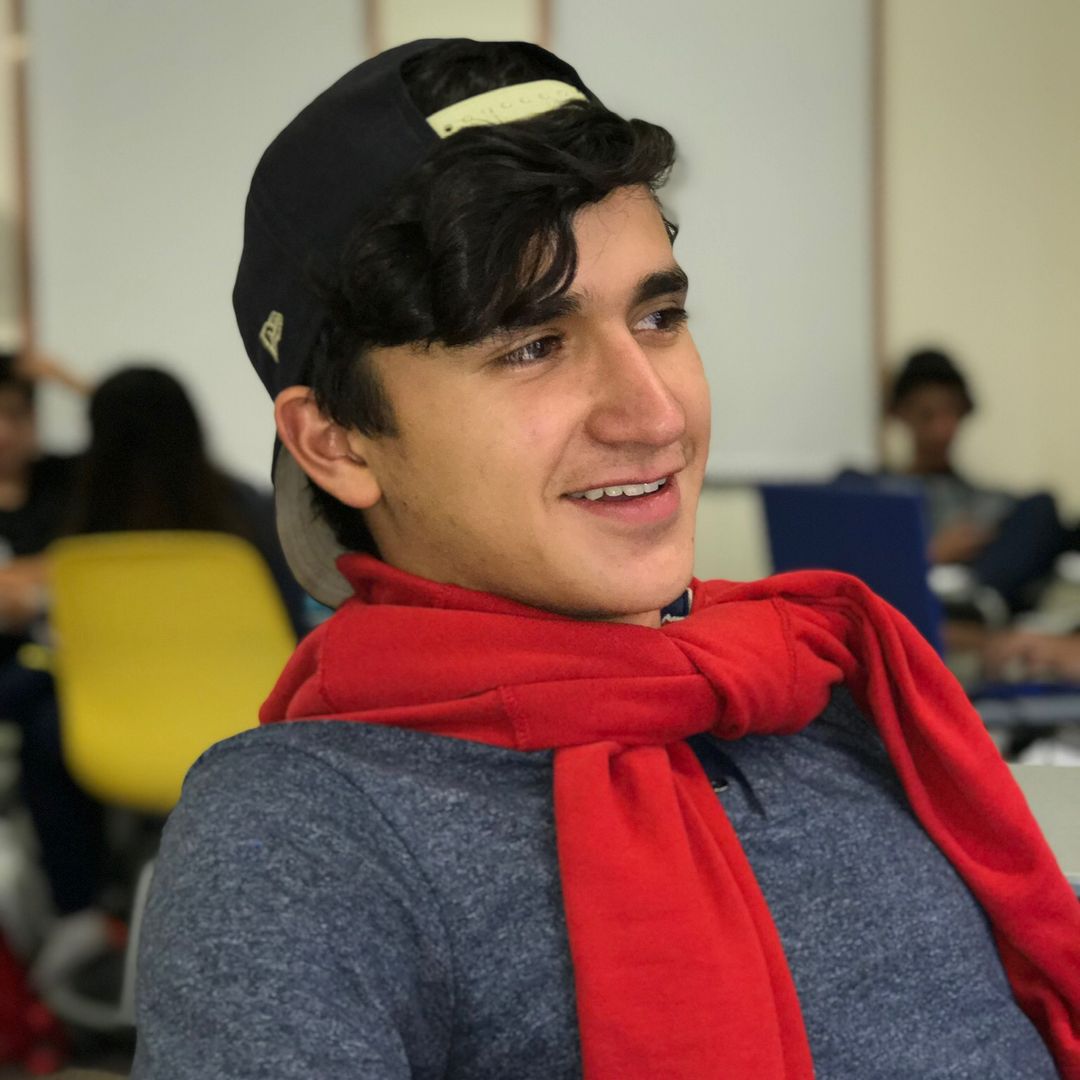 Toño16