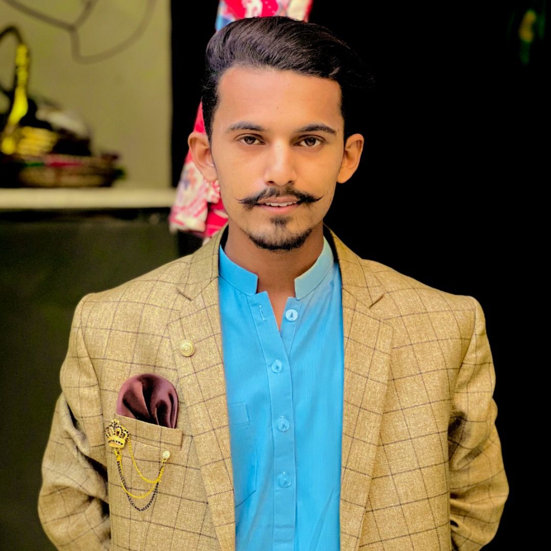 عقیل۔۔۔سائیں💫✨