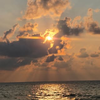 Artiwara Kongmalai