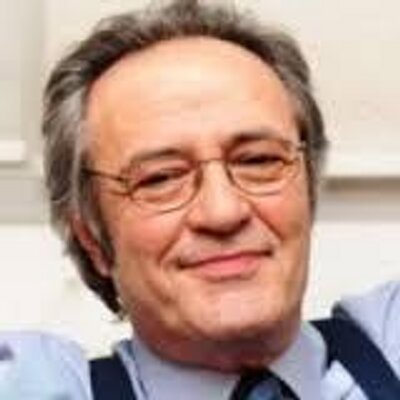 Asaf Savaş Akat 🔺