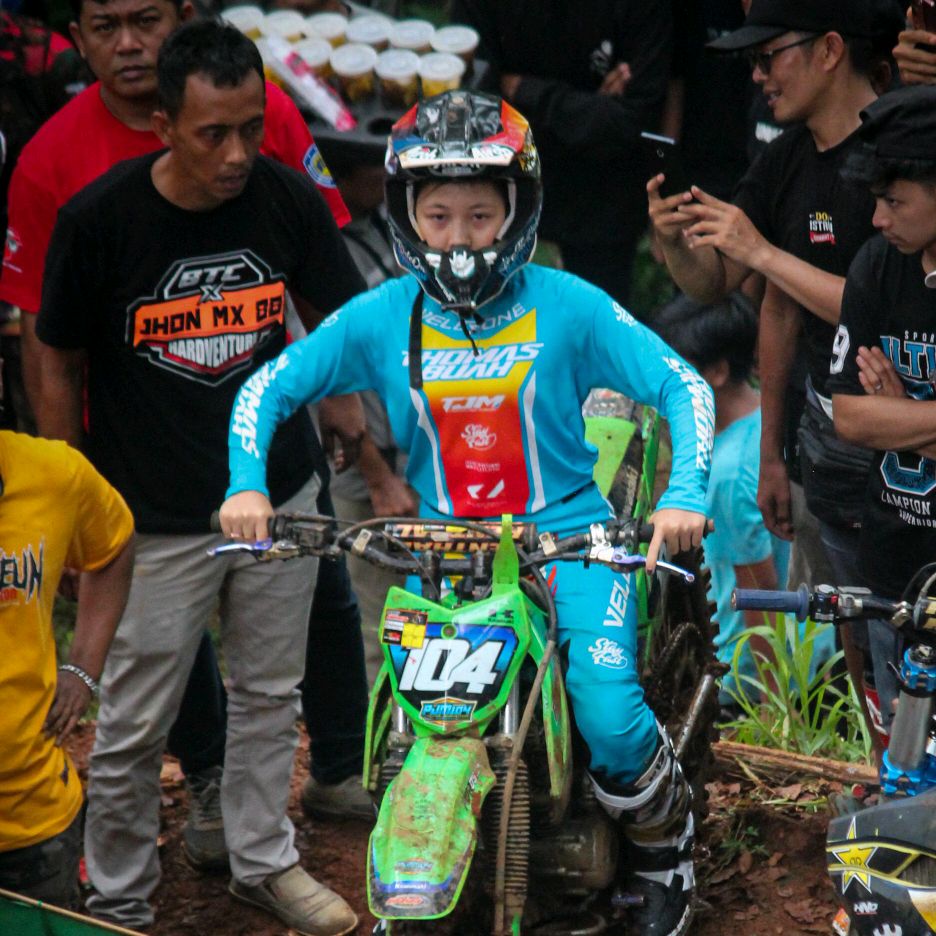 Ayah Nenk Vina