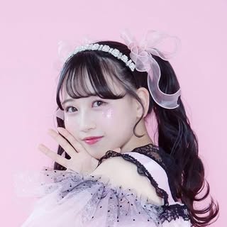 松本かれん( FRUITS ZIPPER )