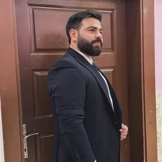 عابد تاجر