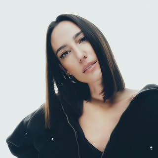 Amelie Lens