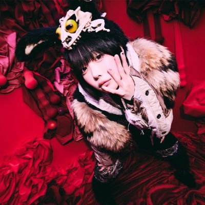 あの STAFF