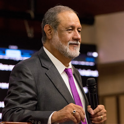 Apóstol Sergio Enríquez