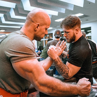 Armshark Armwrestling