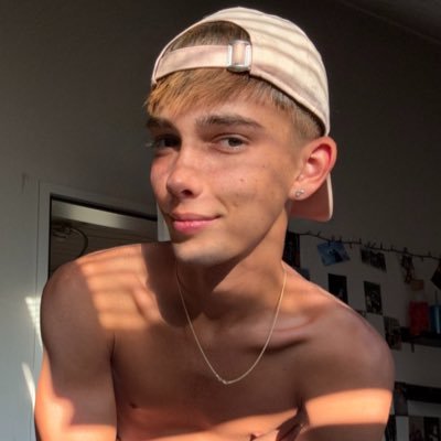 CHICO_TWIINK |