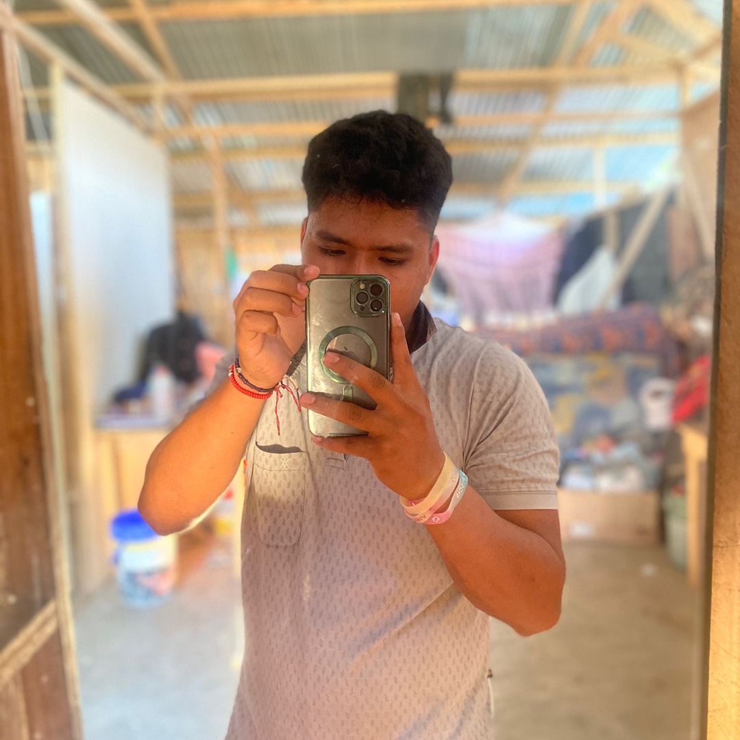 chinito 🫂🥷🏻