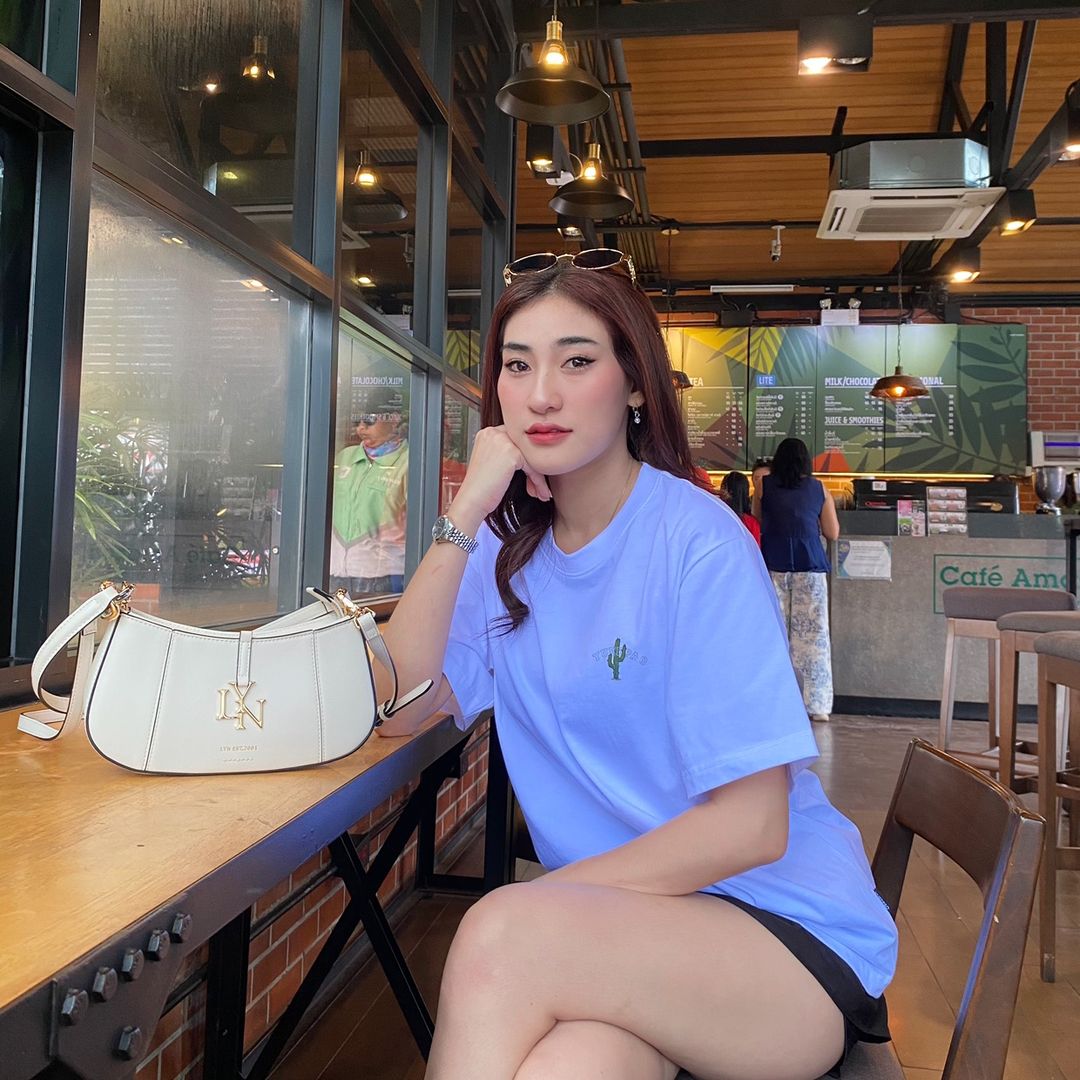 กรรณิการ์ คะวะคะมิ