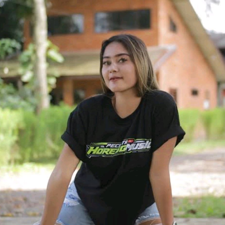 dancerhoreg2
