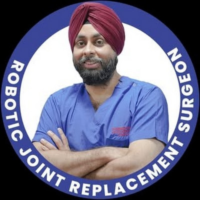 Dr. Gagandeep Sachdeva (Robotic Knee Surgeon)
