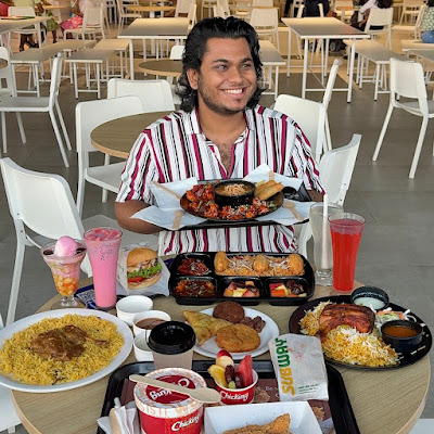 Foodaholic Deepak