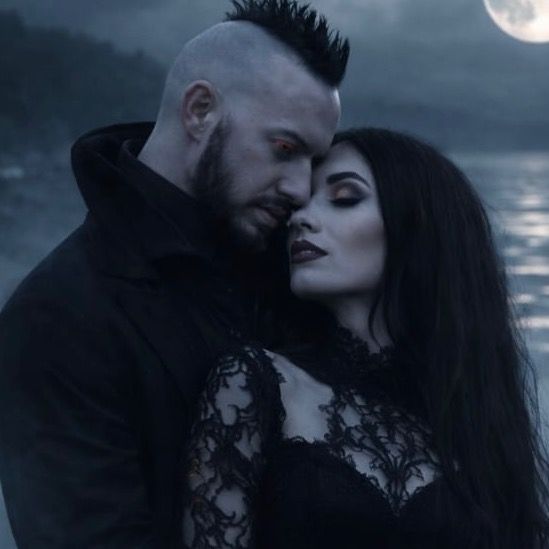 Gothic🦇Ghouls🥀☠️