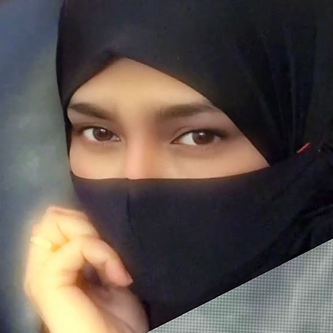 @hijabi_queen_12