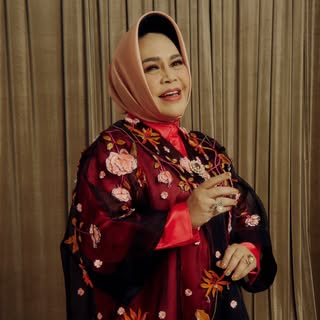 Hetty Koes Endang