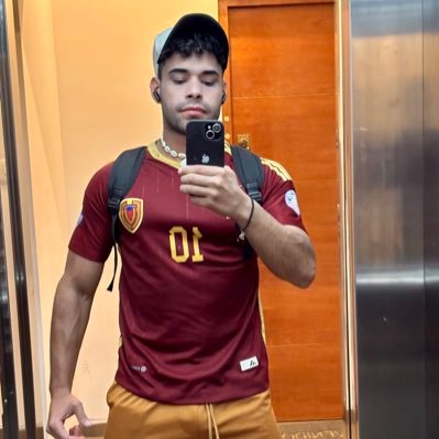 Jesus Salazar💪(2️⃣5️⃣0️⃣K)