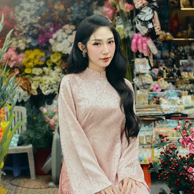 Khổng Tú Quỳnh Official