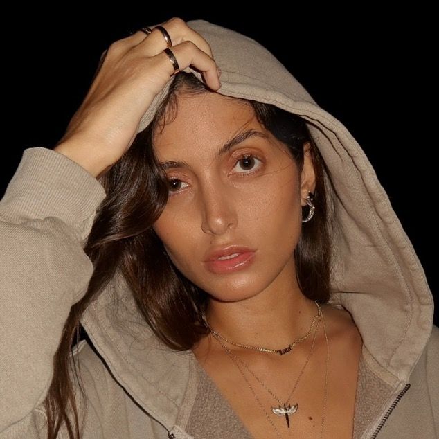 Lara G.